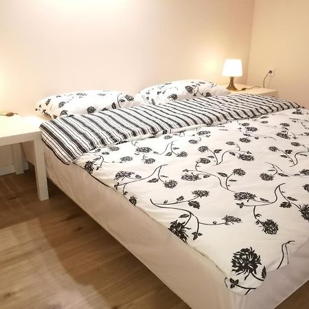 White Rose Apartment Budapest Ngoại thất bức ảnh