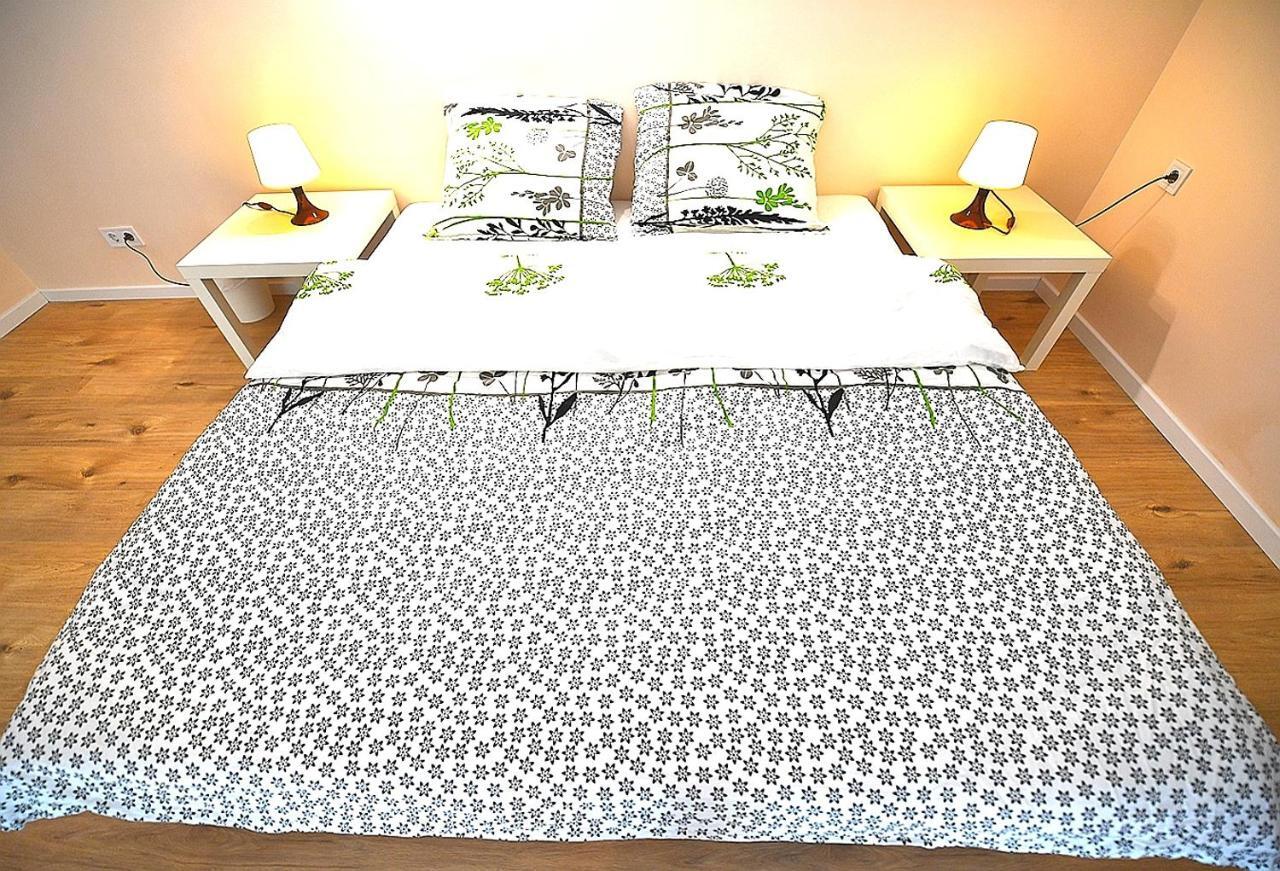 White Rose Apartment Budapest Ngoại thất bức ảnh