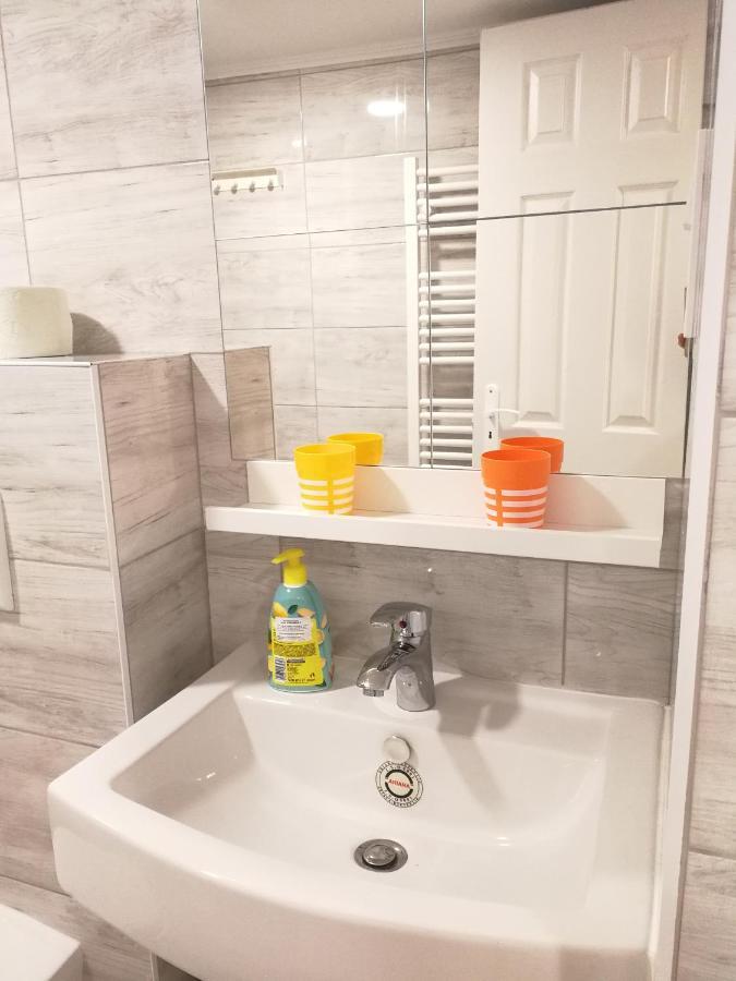 White Rose Apartment Budapest Ngoại thất bức ảnh