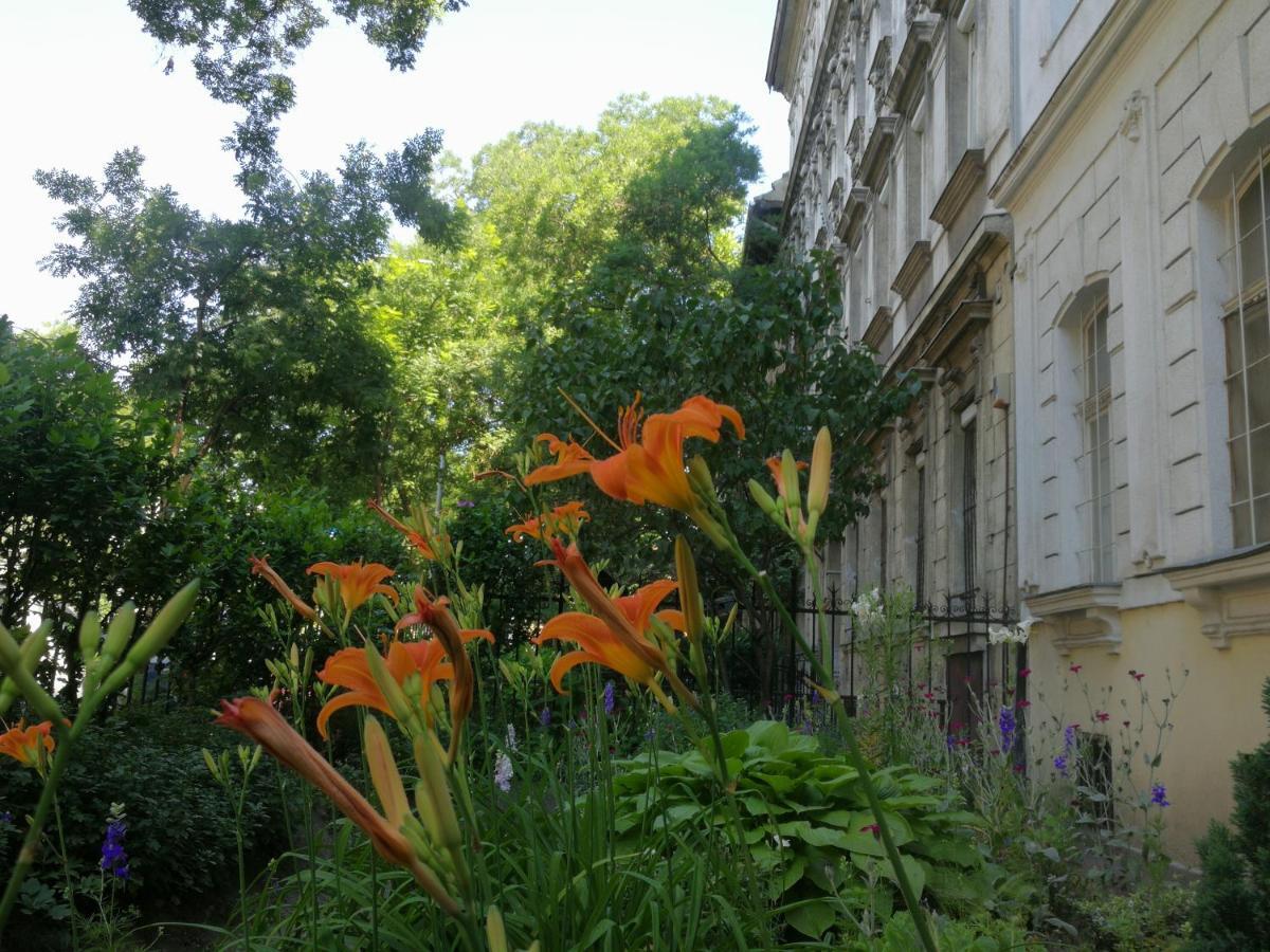 White Rose Apartment Budapest Ngoại thất bức ảnh