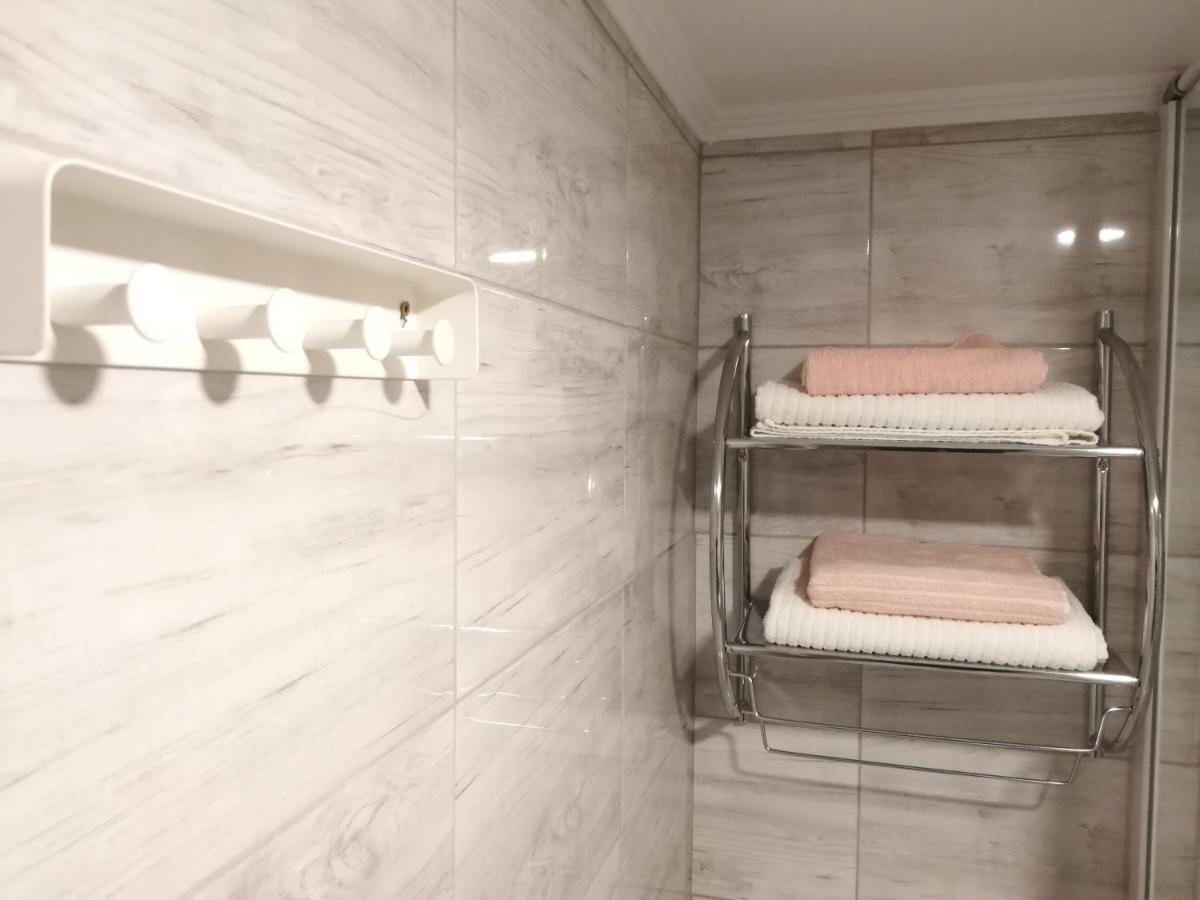 White Rose Apartment Budapest Ngoại thất bức ảnh